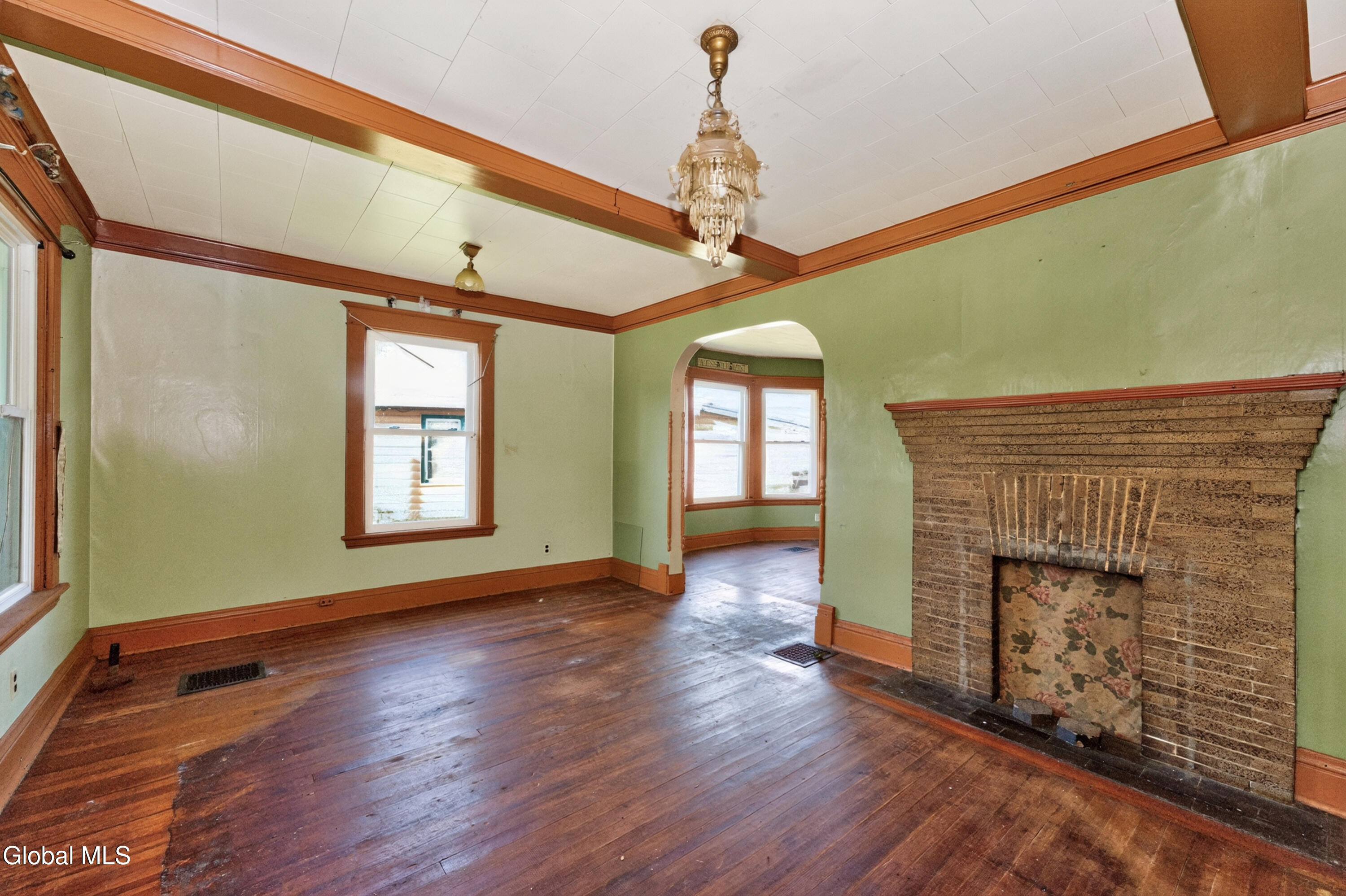 2437 Van Vranken Avenue Schenectady NY 12308