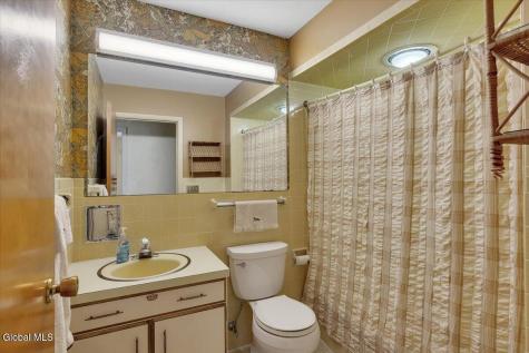 109 Oakwood Drive Glenville NY 12302