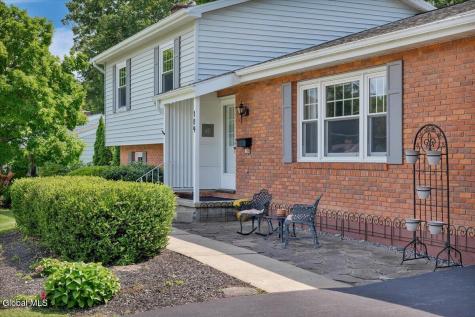 109 Oakwood Drive Glenville NY 12302