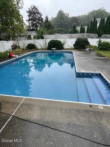 28 Secada Drive Clifton Park NY 12065