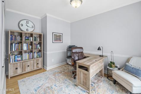 241 Mohawk Trail Niskayuna NY 12309