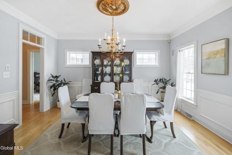 241 Mohawk Trail Niskayuna NY 12309