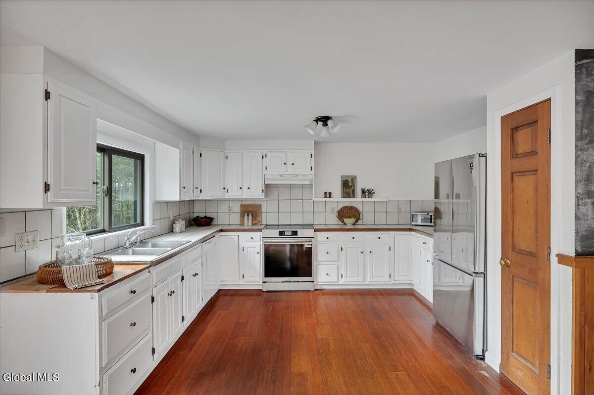 30 Hart Hill Road Shushan NY 12873