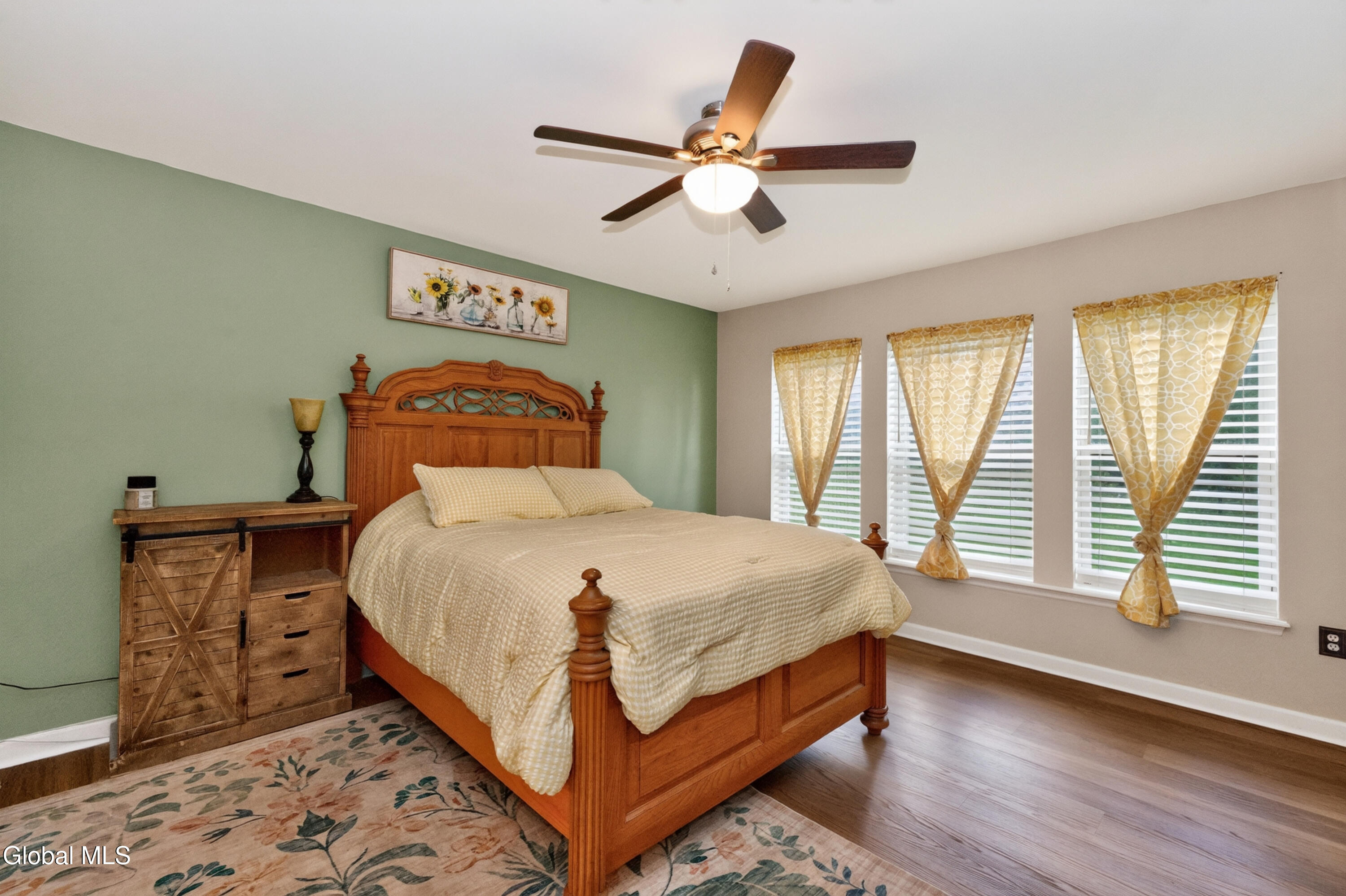 8 Slatestone Drive Scotia NY 12302