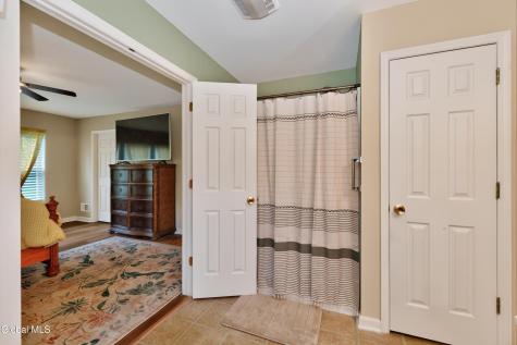 8 Slatestone Drive Scotia NY 12302