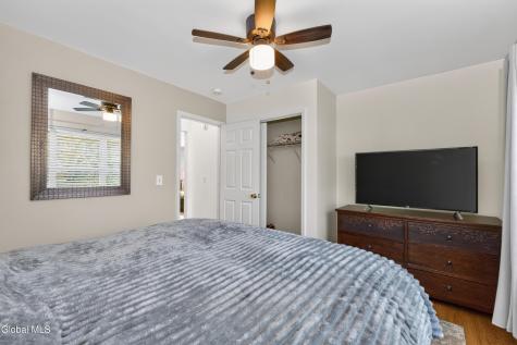 8 Slatestone Drive Scotia NY 12302