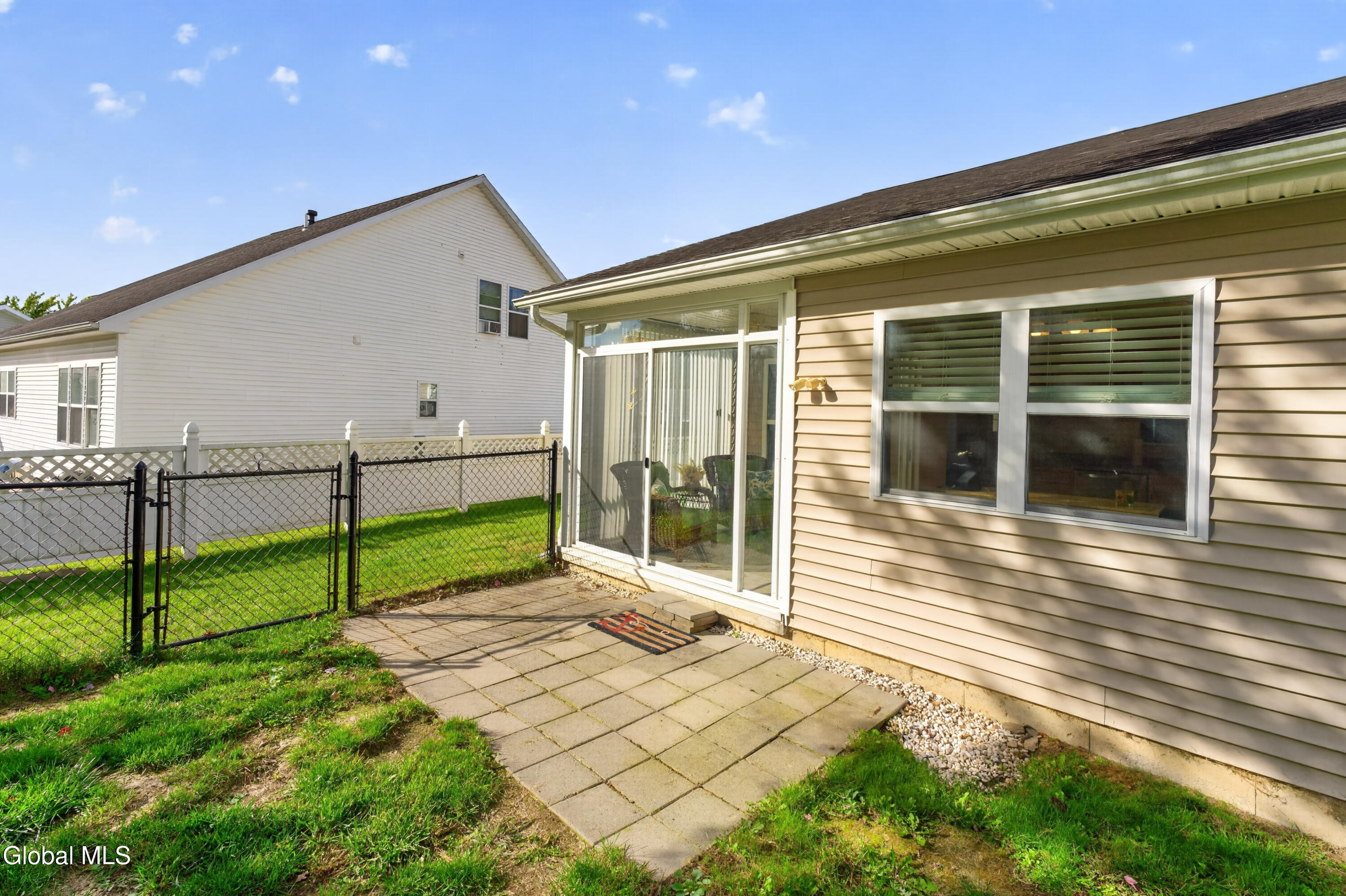 8 Slatestone Drive Scotia NY 12302