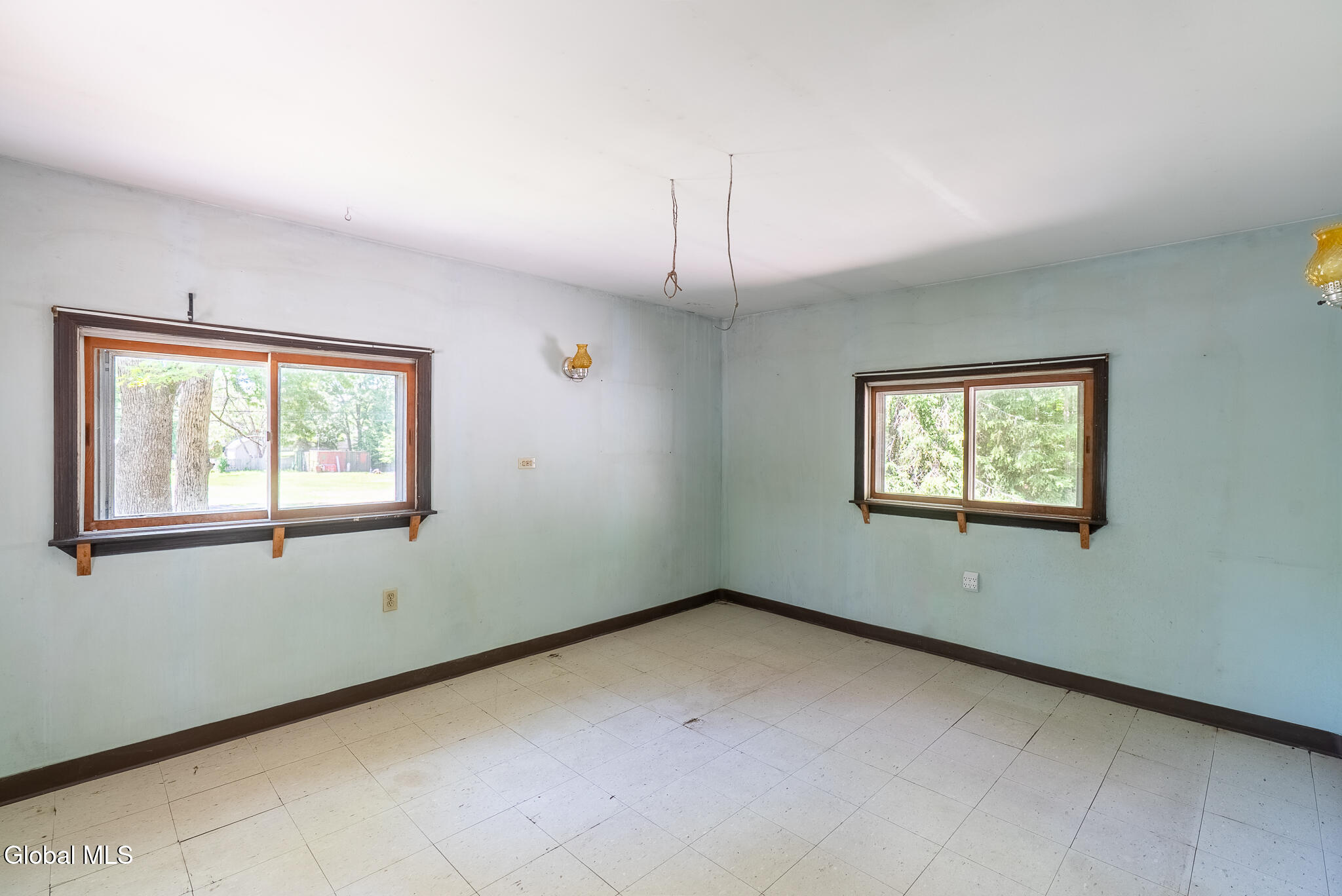 323 Emmett Street Ballston Spa NY 12020