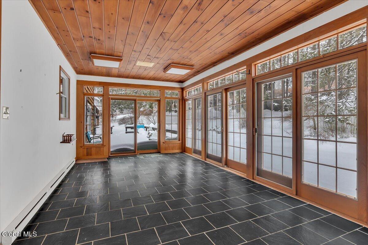 84 Climer Circle West Sand Lake NY 12196