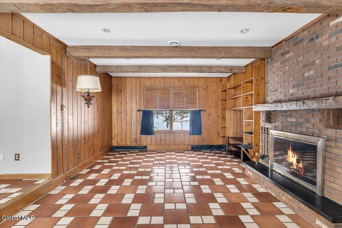 84 Climer Circle West Sand Lake NY 12196