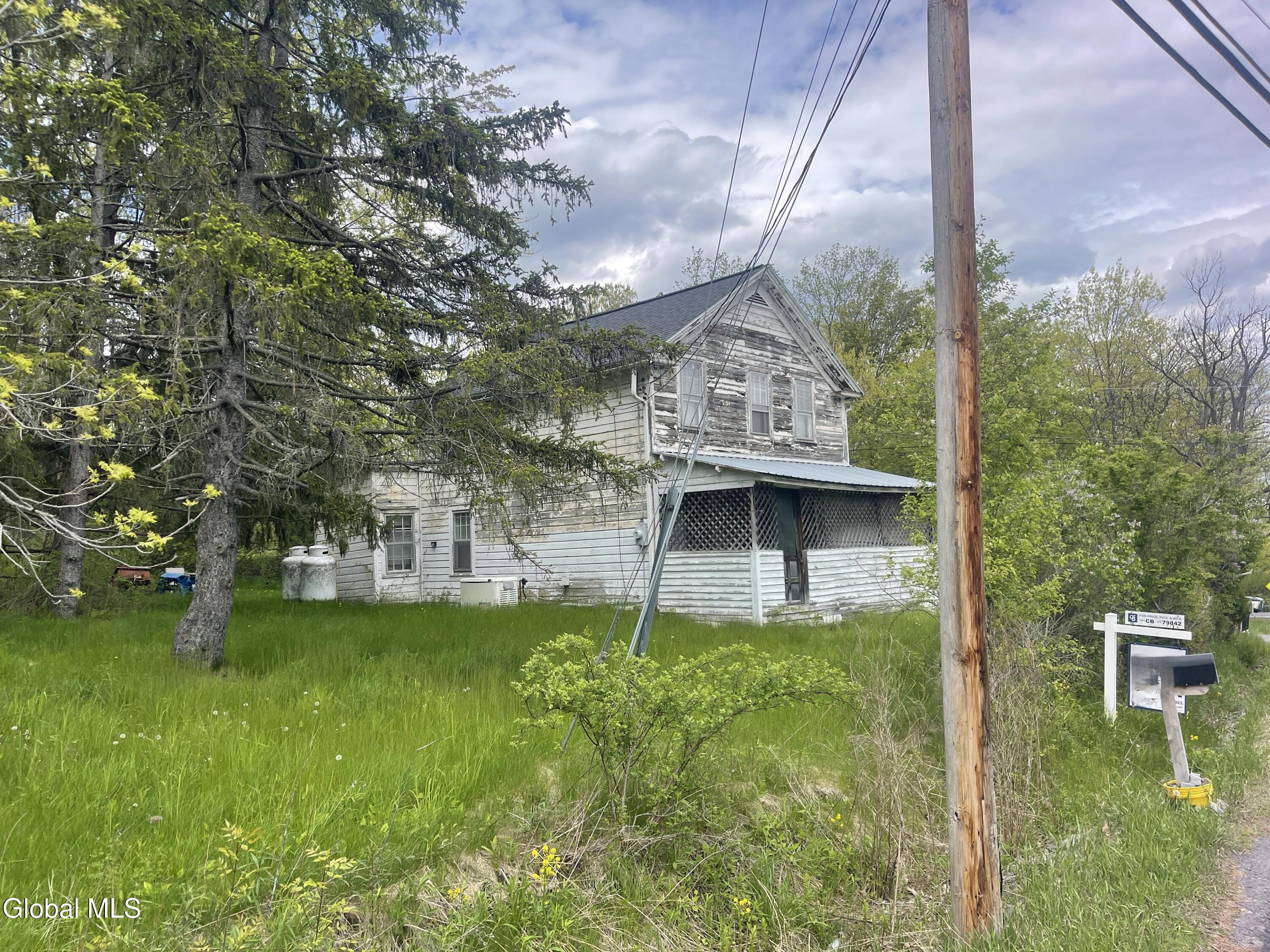 3 Agawam Lane Altamont NY 12009