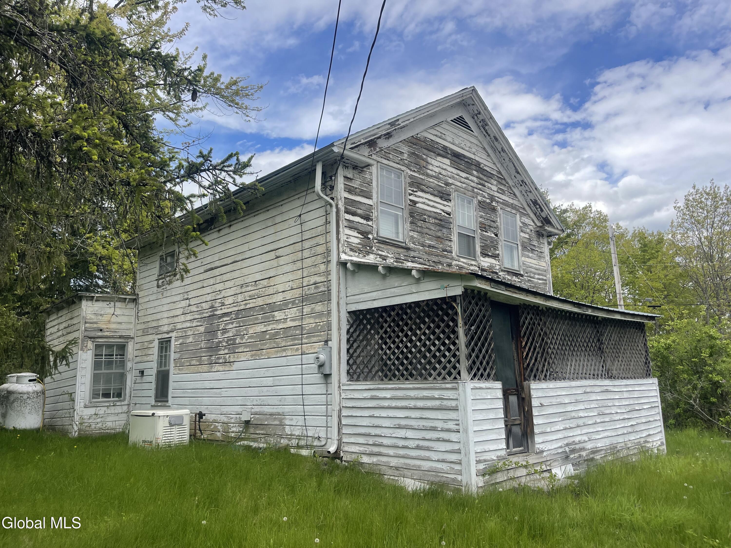 3 Agawam Lane Altamont NY 12009