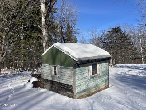 3 Agawam Lane Altamont NY 12009