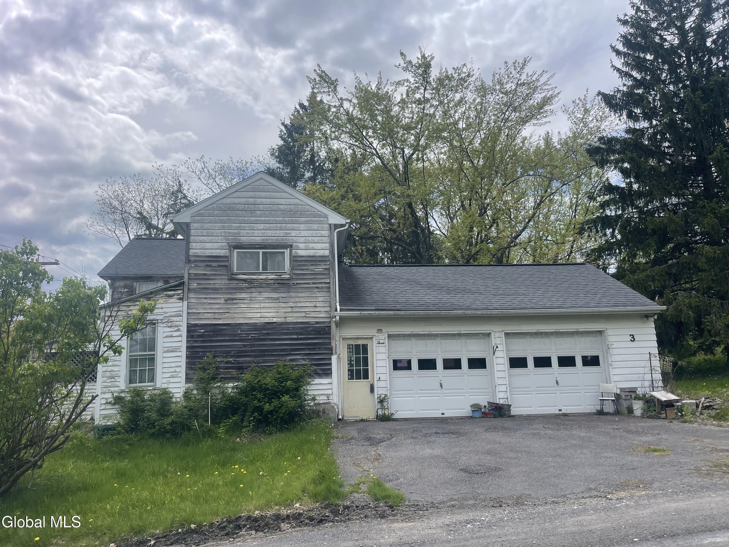3 Agawam Lane Altamont NY 12009