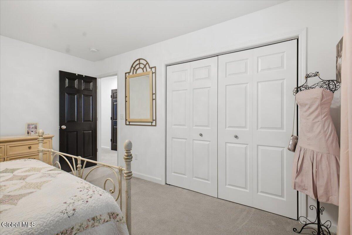 19 Highpointe Drive Queensbury NY 12804