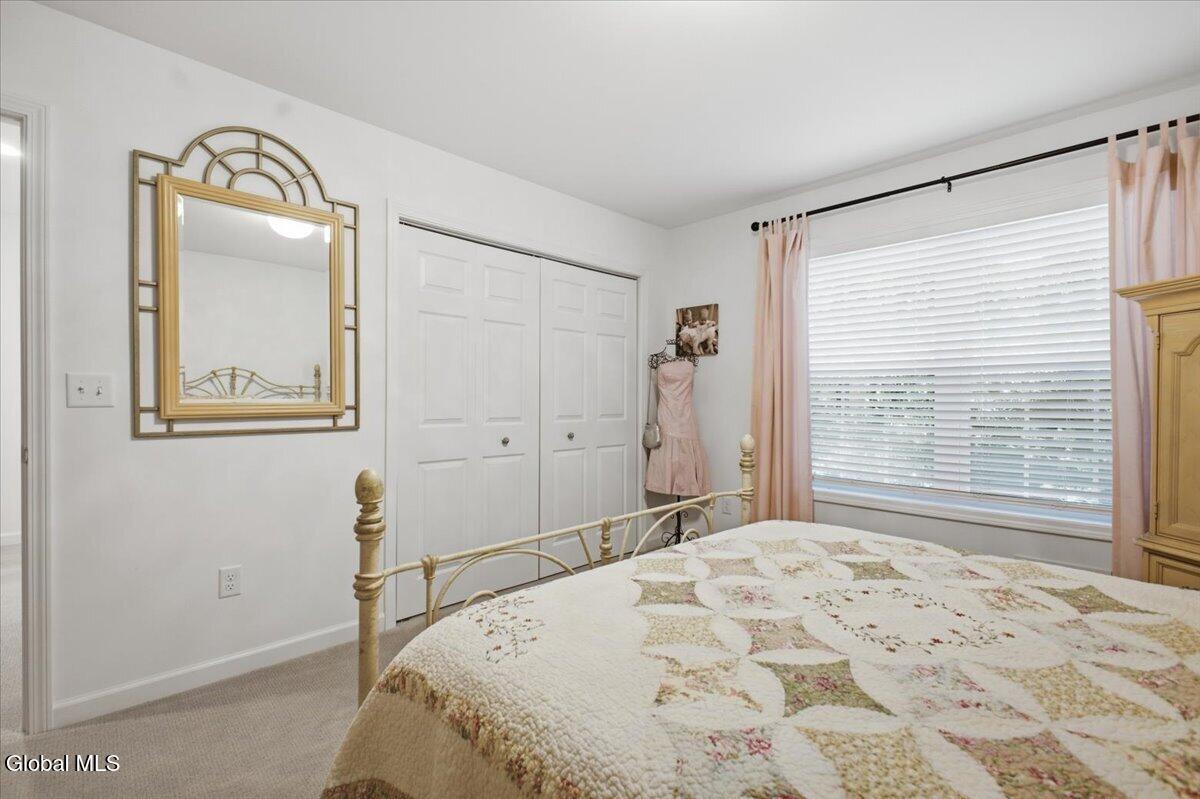 19 Highpointe Drive Queensbury NY 12804