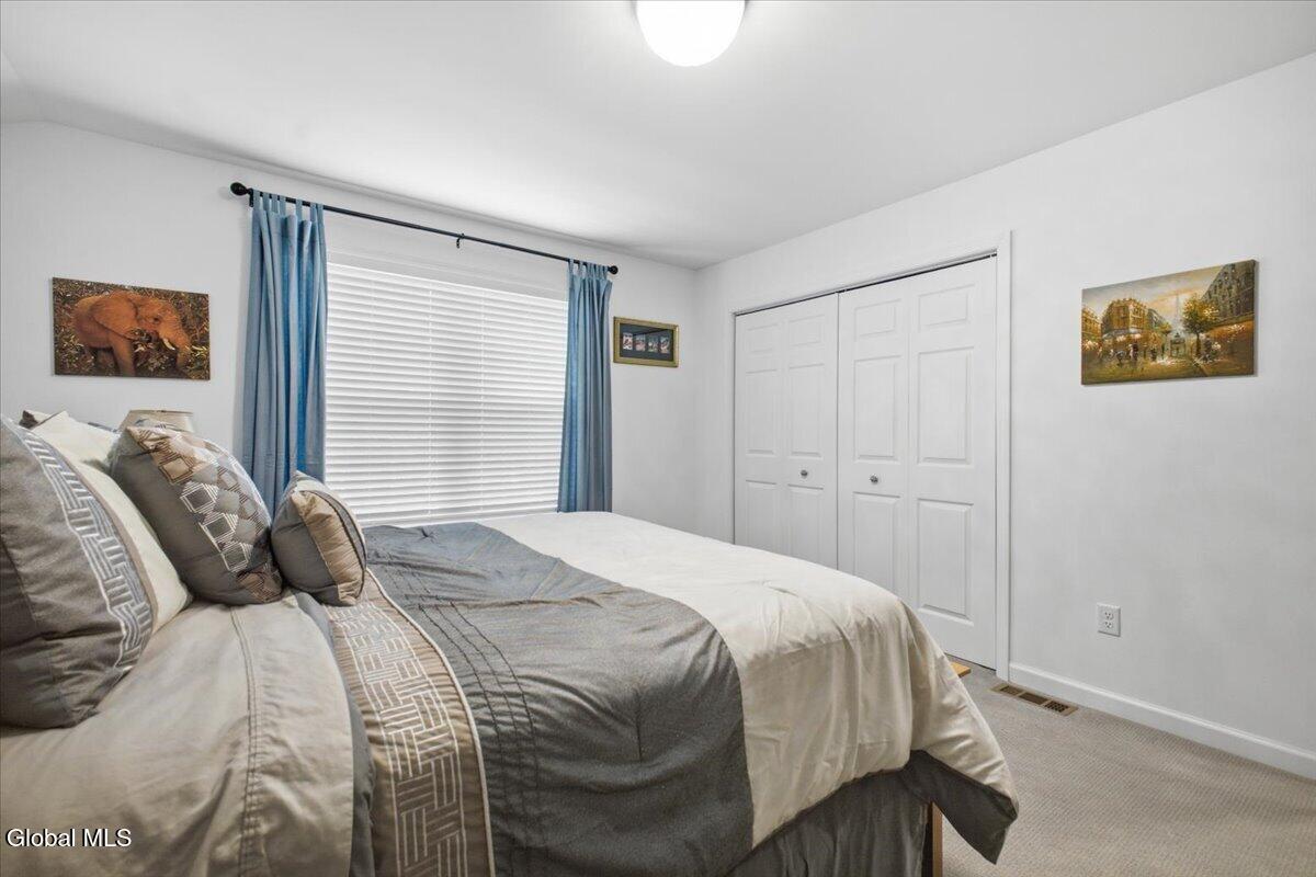 19 Highpointe Drive Queensbury NY 12804