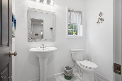 19 Highpointe Drive Queensbury NY 12804