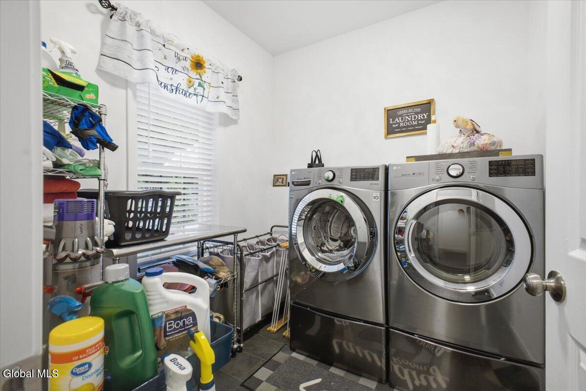 19 Highpointe Drive Queensbury NY 12804