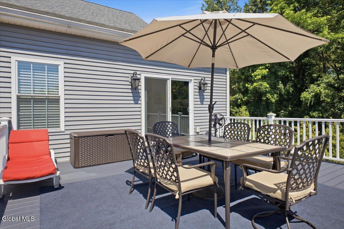 19 Highpointe Drive Queensbury NY 12804