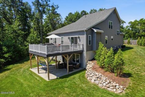 19 Highpointe Drive Queensbury NY 12804