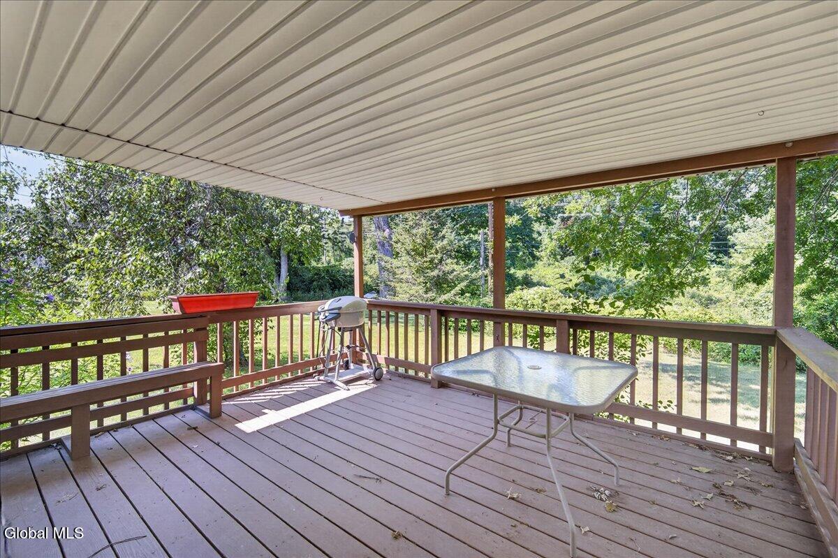 31 Brunswick Park Drive Troy NY 12180