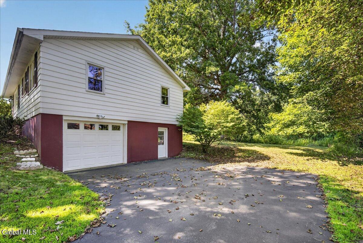 31 Brunswick Park Drive Troy NY 12180