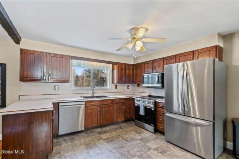 1090 Sacandaga Road Glenville NY 12302