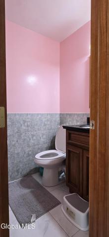 16 Warwick Way Niskayuna NY 12309