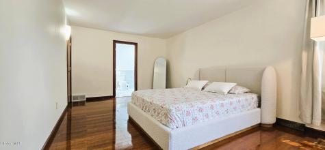 16 Warwick Way Niskayuna NY 12309