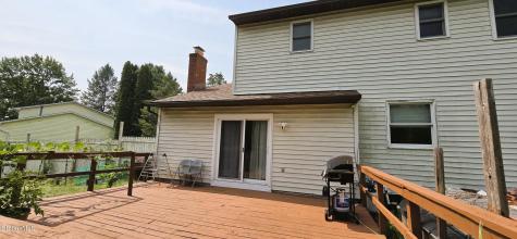 16 Warwick Way Niskayuna NY 12309