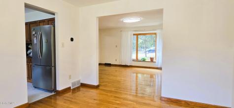 16 Warwick Way Niskayuna NY 12309