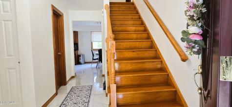 16 Warwick Way Niskayuna NY 12309