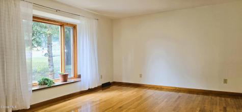 16 Warwick Way Niskayuna NY 12309