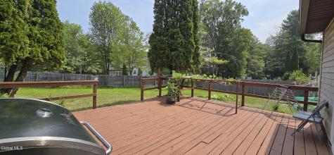 16 Warwick Way Niskayuna NY 12309