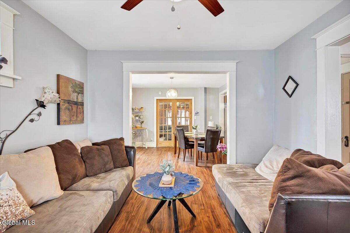 1075 Keyes Avenue Schenectady NY 12309