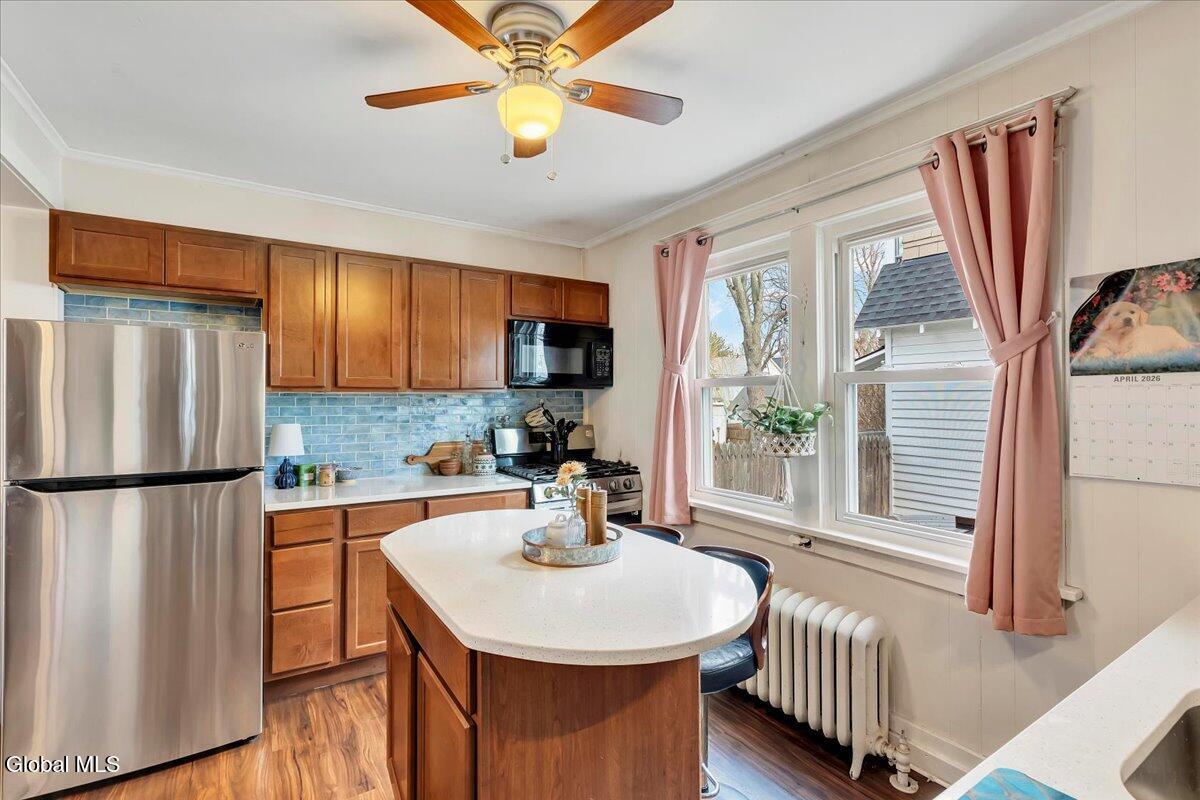 1075 Keyes Avenue Schenectady NY 12309
