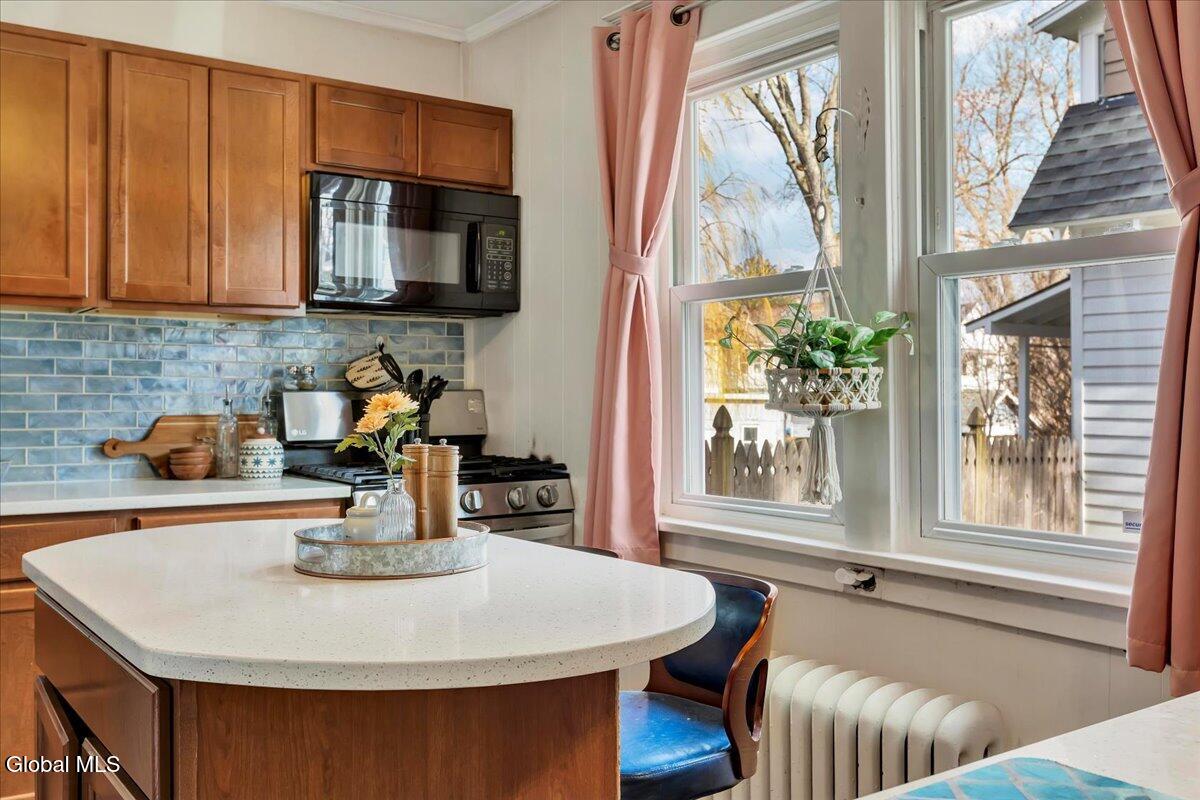 1075 Keyes Avenue Schenectady NY 12309