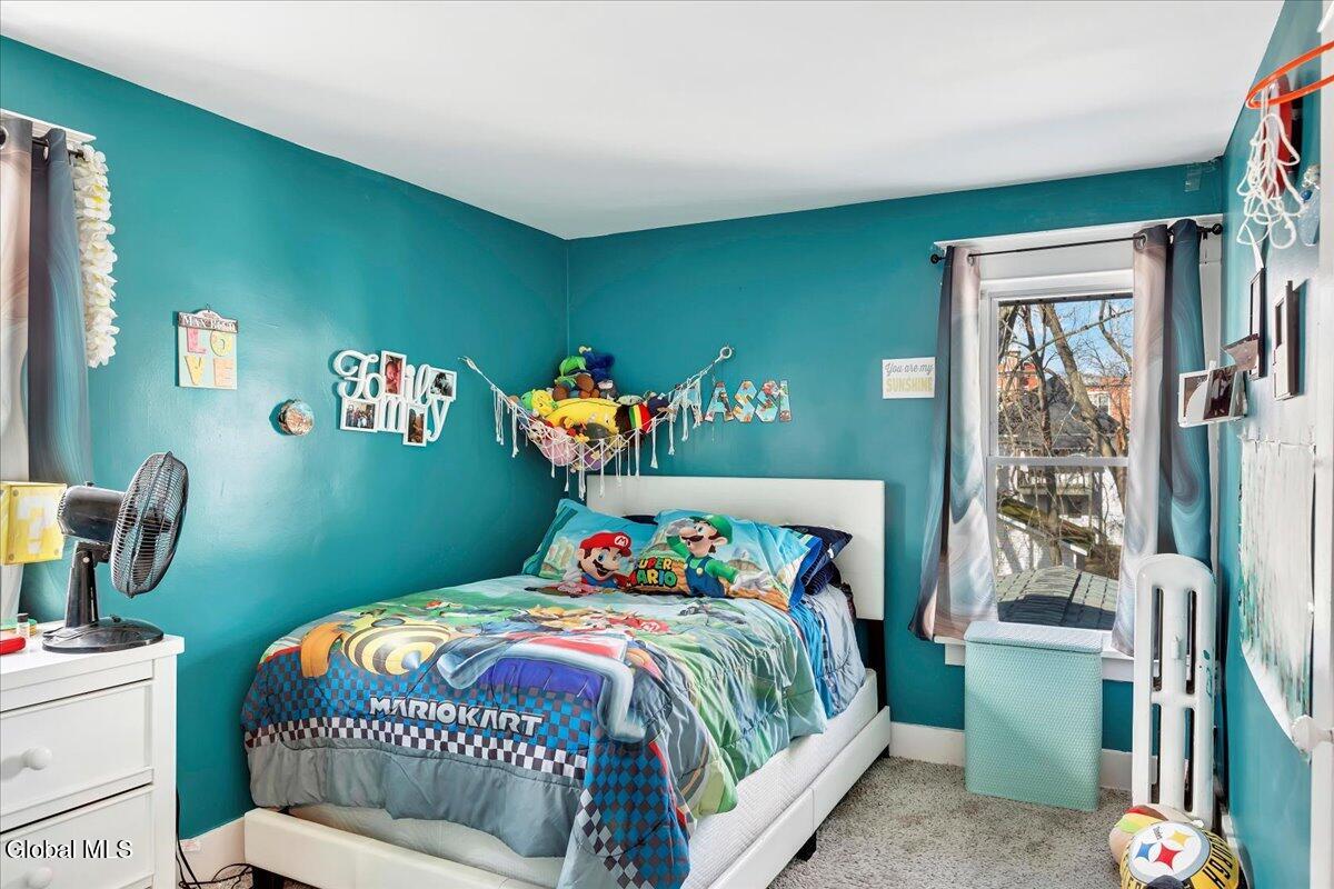 1075 Keyes Avenue Schenectady NY 12309