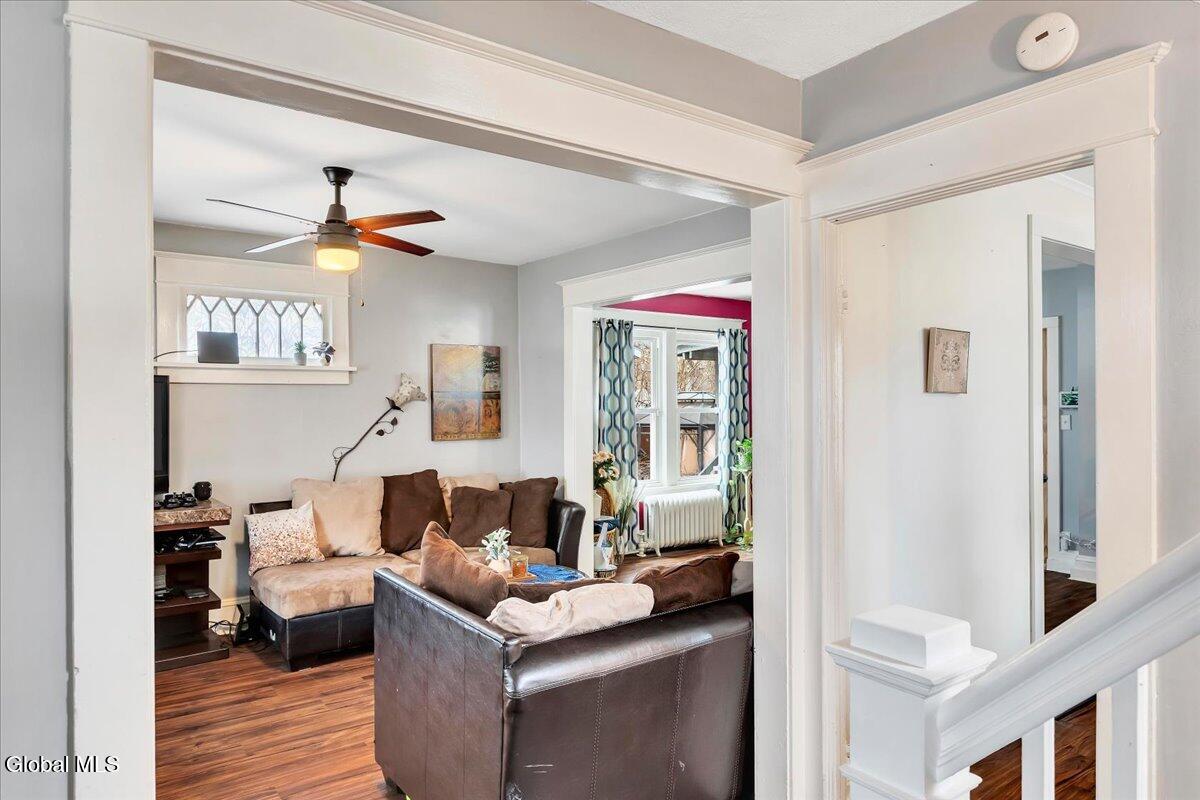 1075 Keyes Avenue Schenectady NY 12309