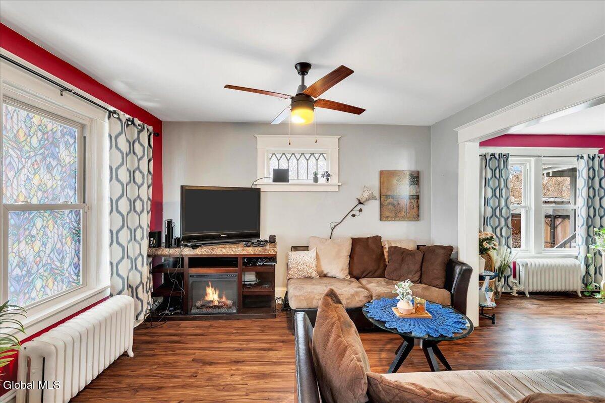1075 Keyes Avenue Schenectady NY 12309