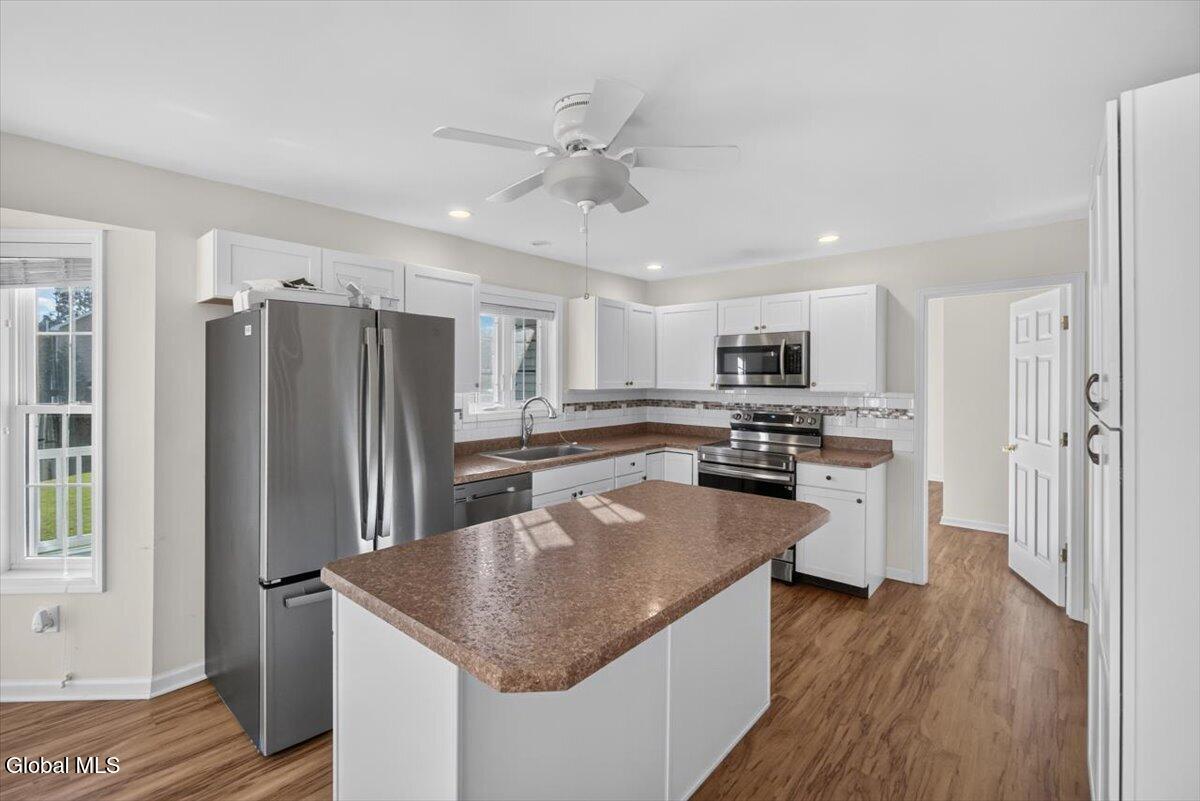 13 Kelly Lane Halfmoon NY 12065