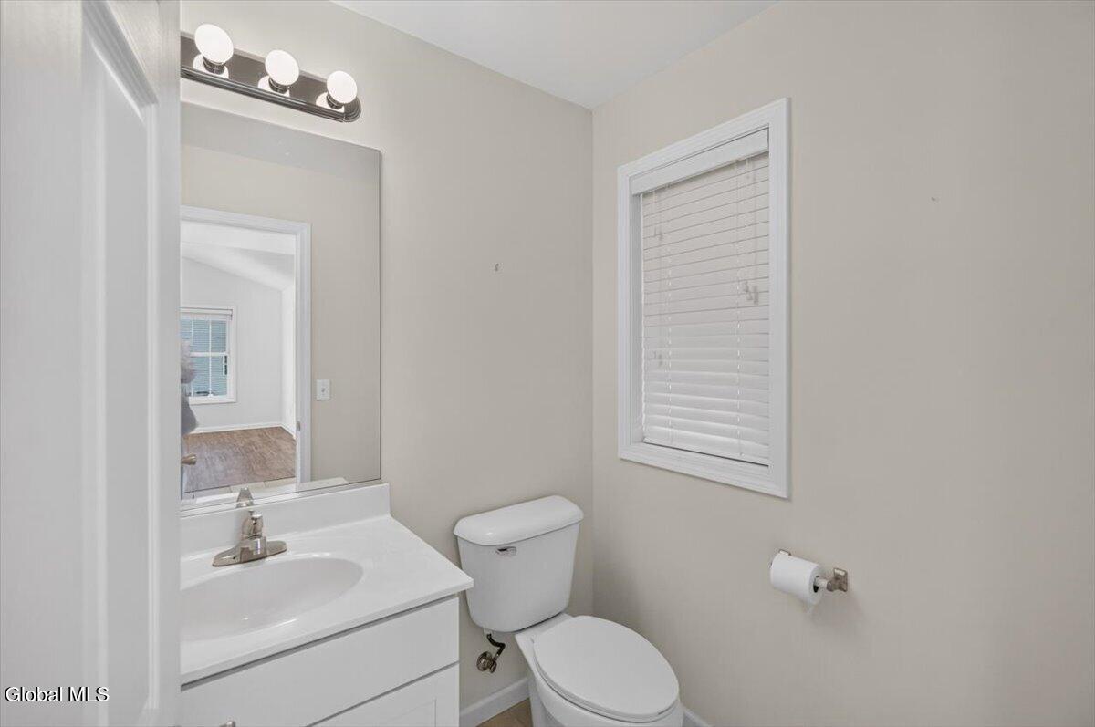 13 Kelly Lane Halfmoon NY 12065