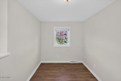 13 Kelly Lane Halfmoon NY 12065