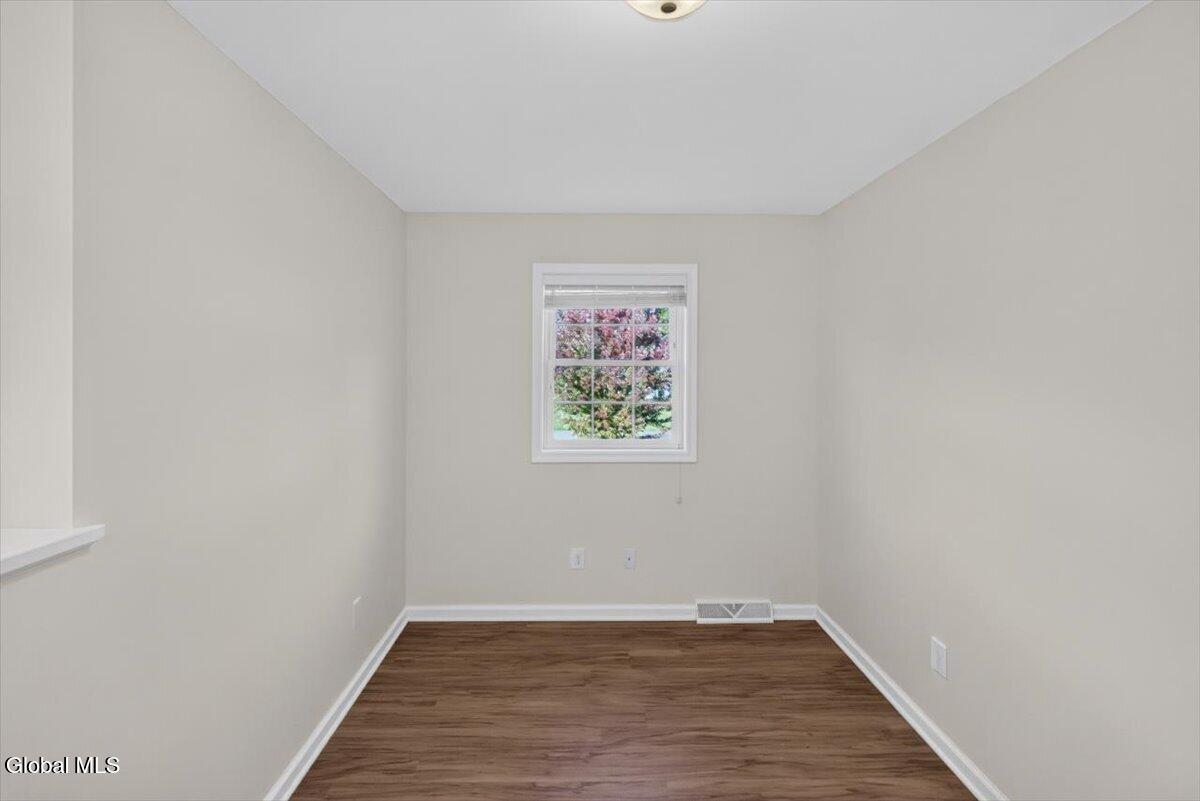 13 Kelly Lane Halfmoon NY 12065