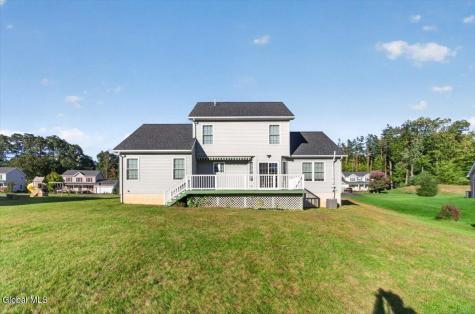 13 Kelly Lane Halfmoon NY 12065