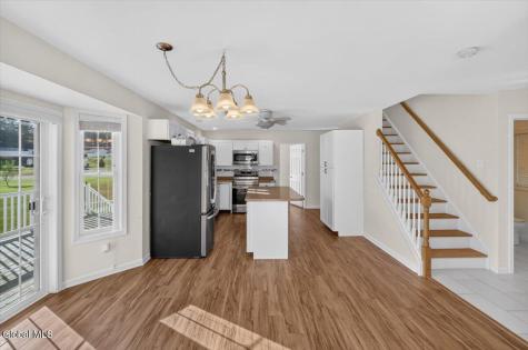 13 Kelly Lane Halfmoon NY 12065