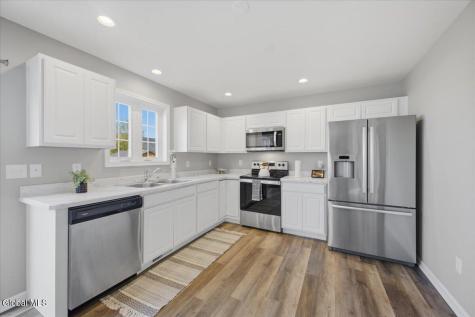 34 Eagle Lane Mechanicville NY 12118
