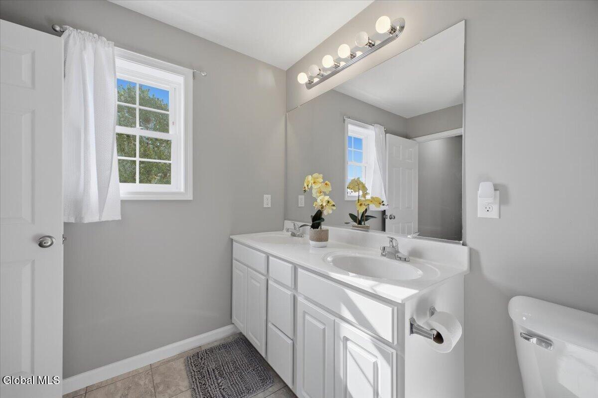 34 Eagle Lane Mechanicville NY 12118