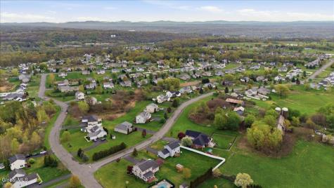34 Eagle Lane Mechanicville NY 12118